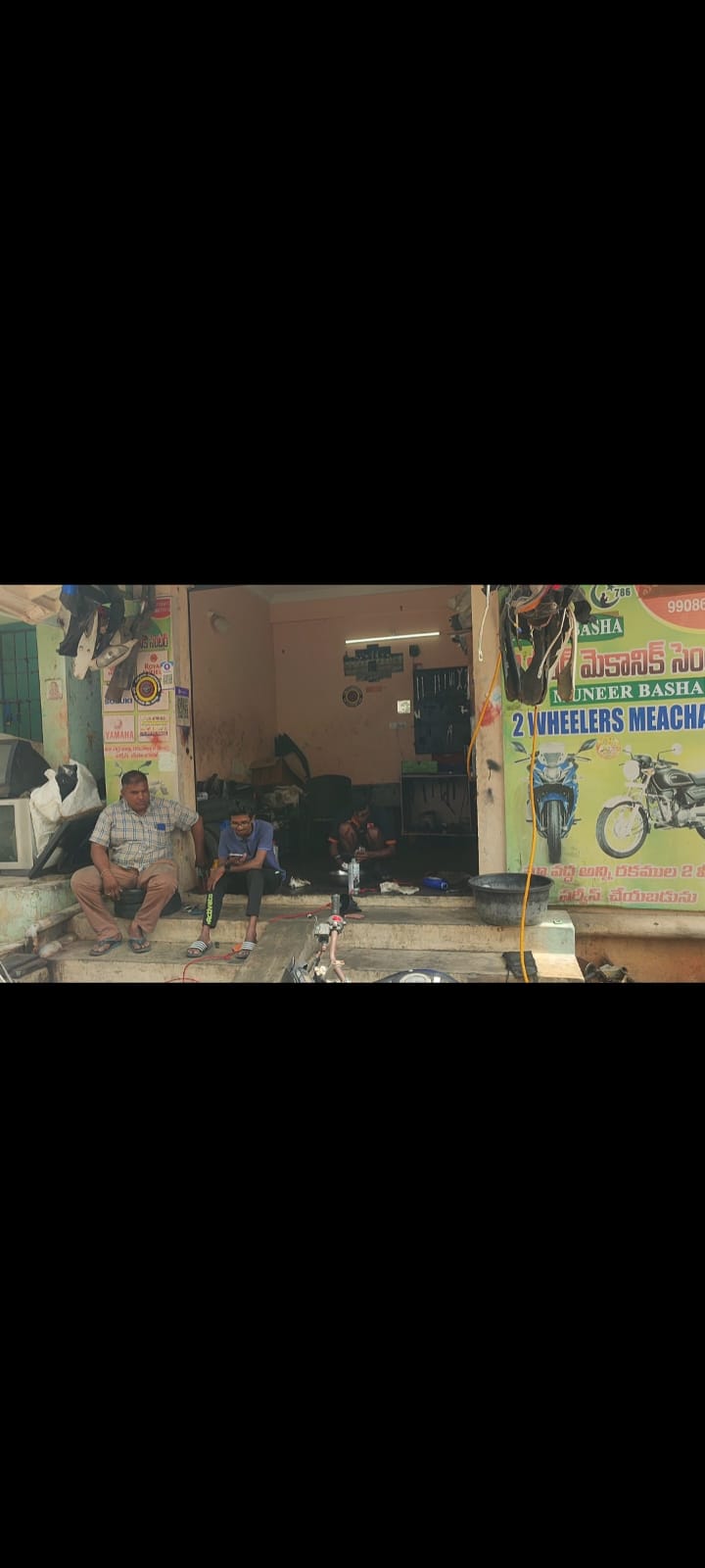 MUNEER BASHA TWO WHEELERS MEACHANIC